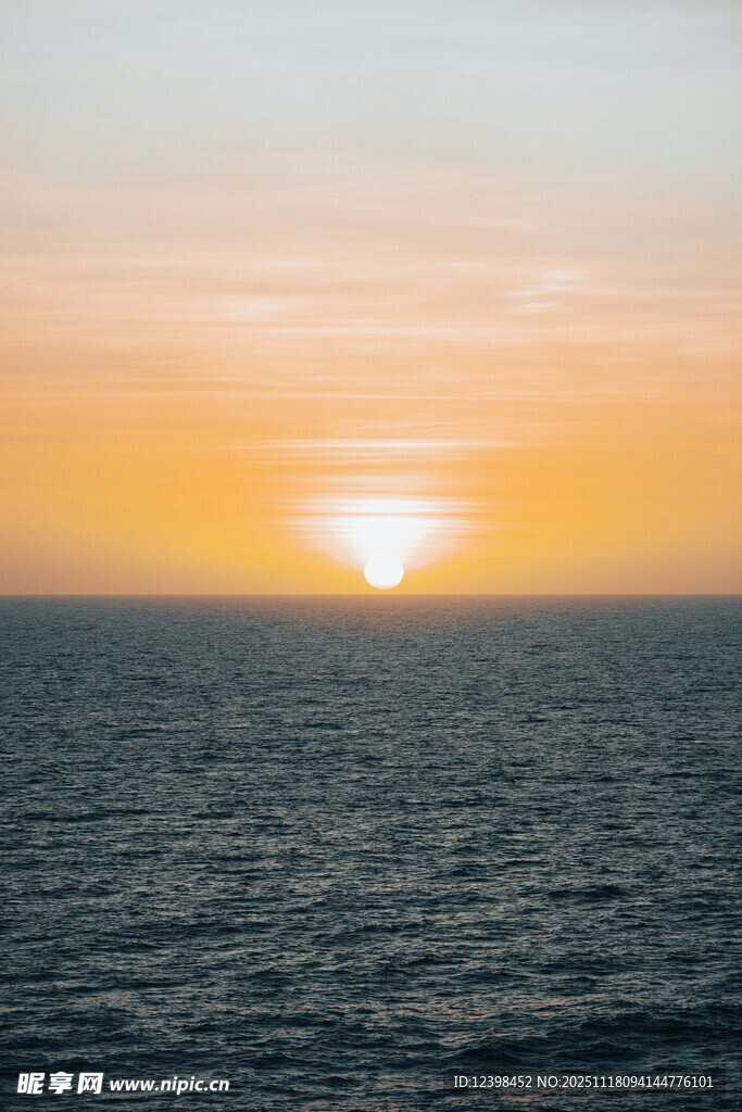海上日出美景