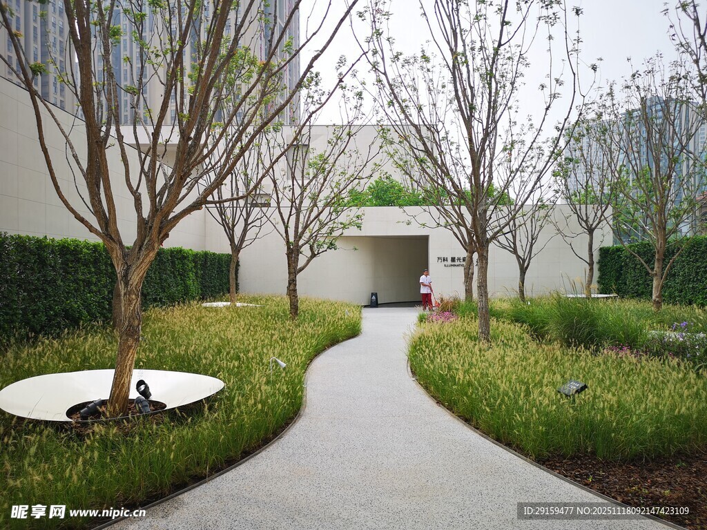 现代庭院景观小径