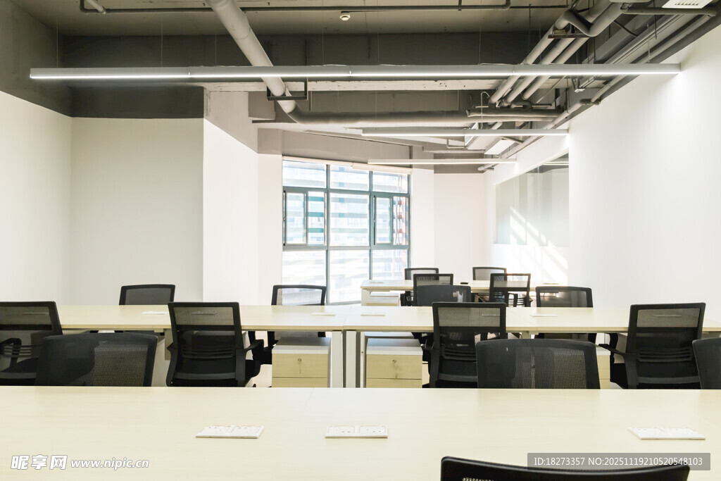 现代简约风格办公会议室