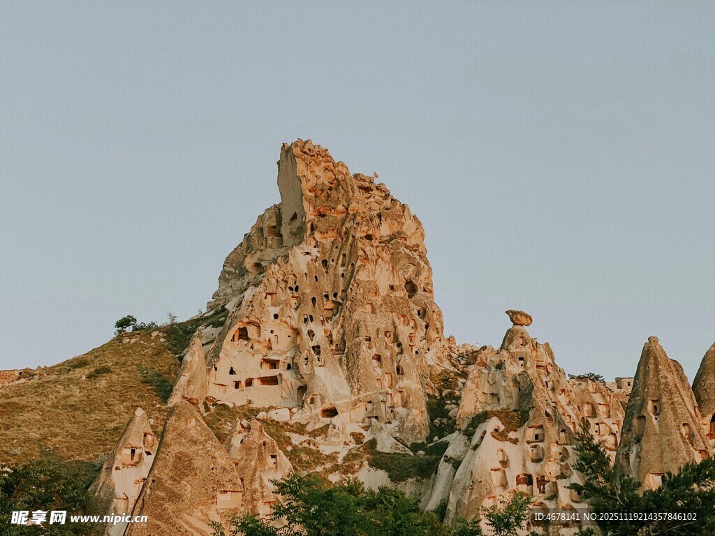 奇特岩石山峰景观