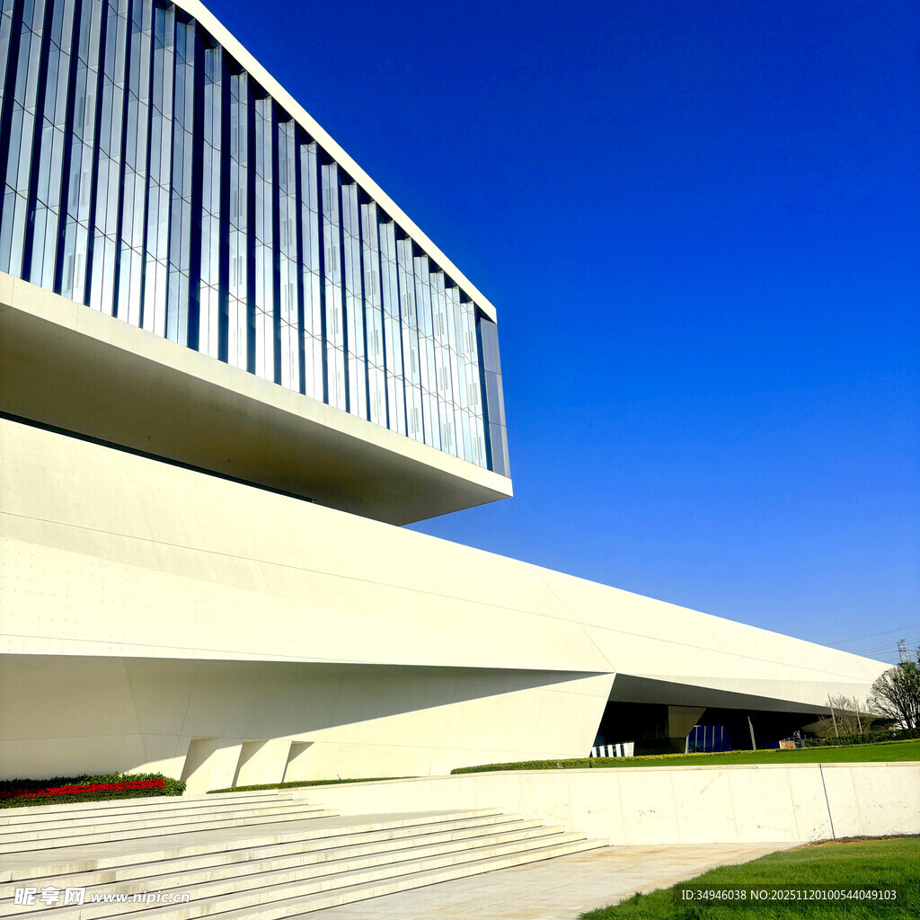 现代简约风格建筑外观