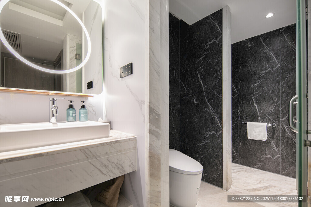 现代简约风卫生间设计