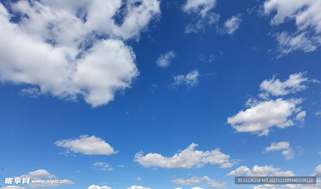 蓝天白云