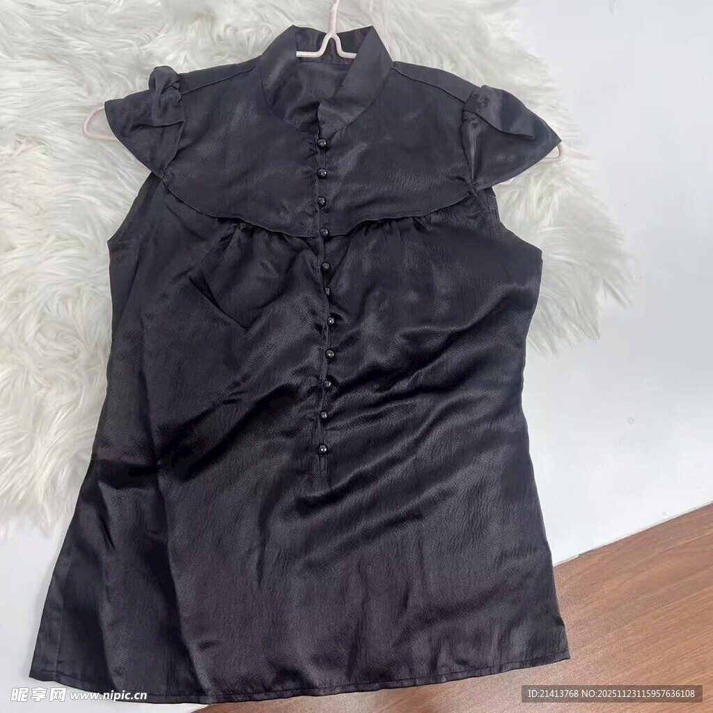 黑色无袖中式上衣展示