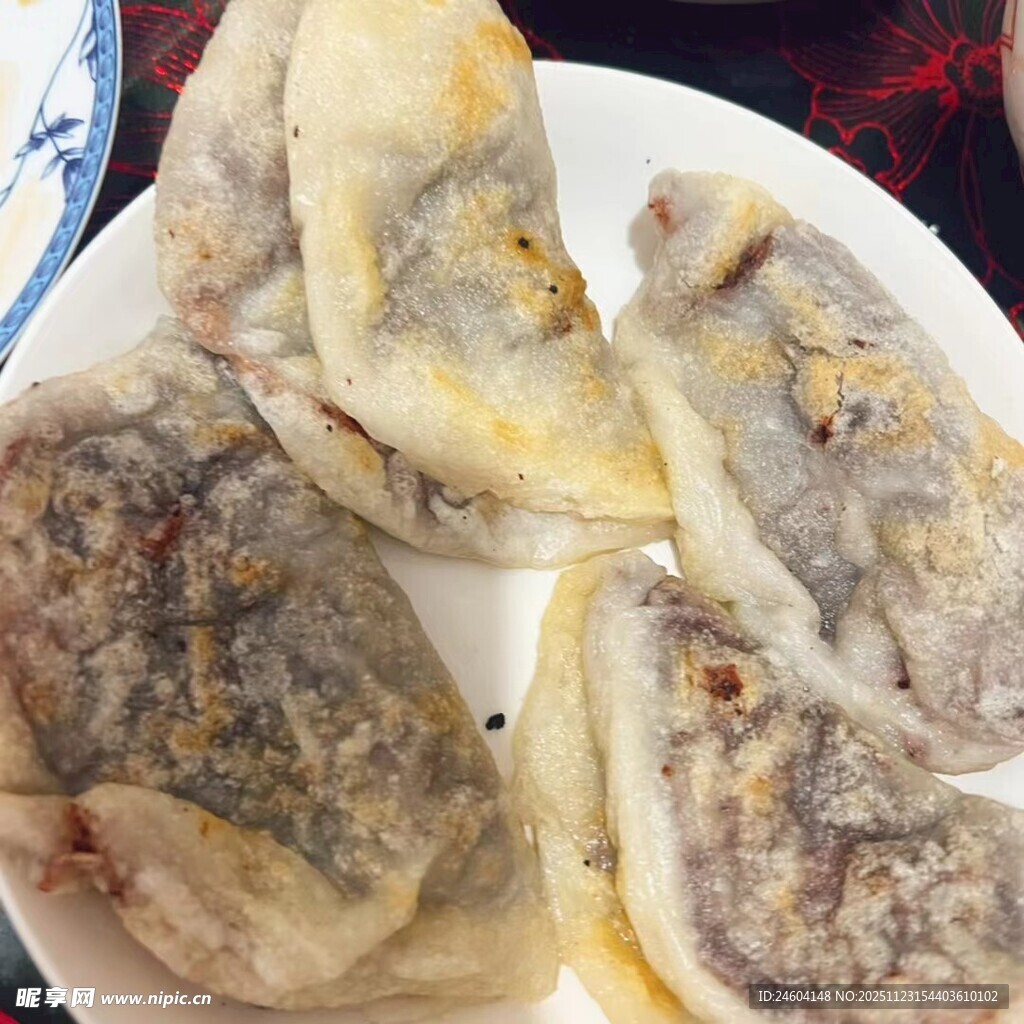 盘中新鲜多宝鱼片