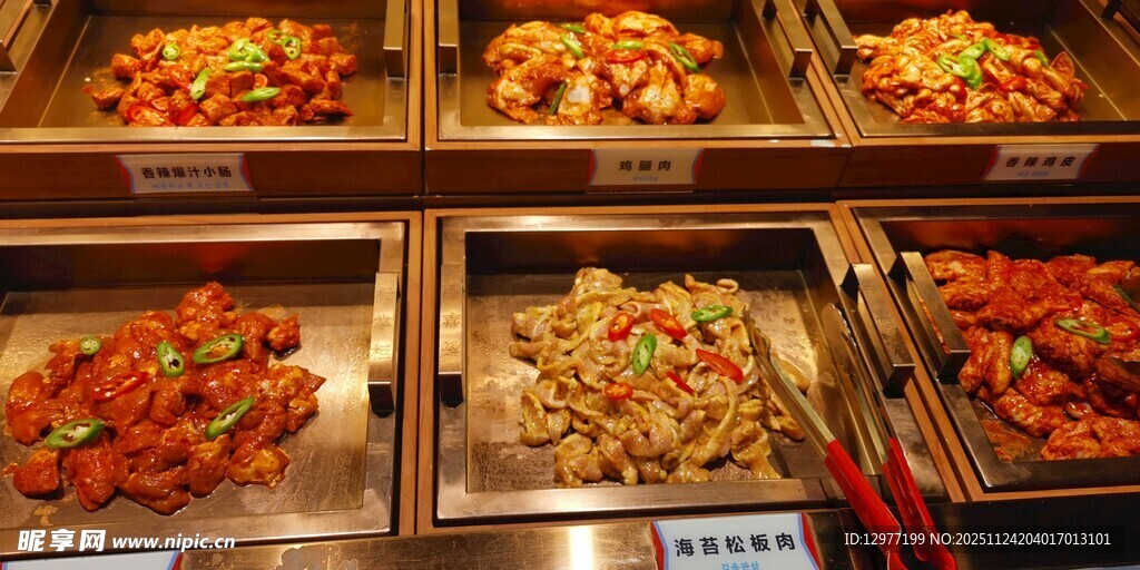 多样美味自助餐菜品展示