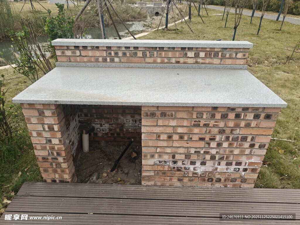 砖砌户外小屋