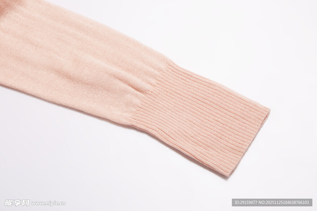 浅粉色袖套特写