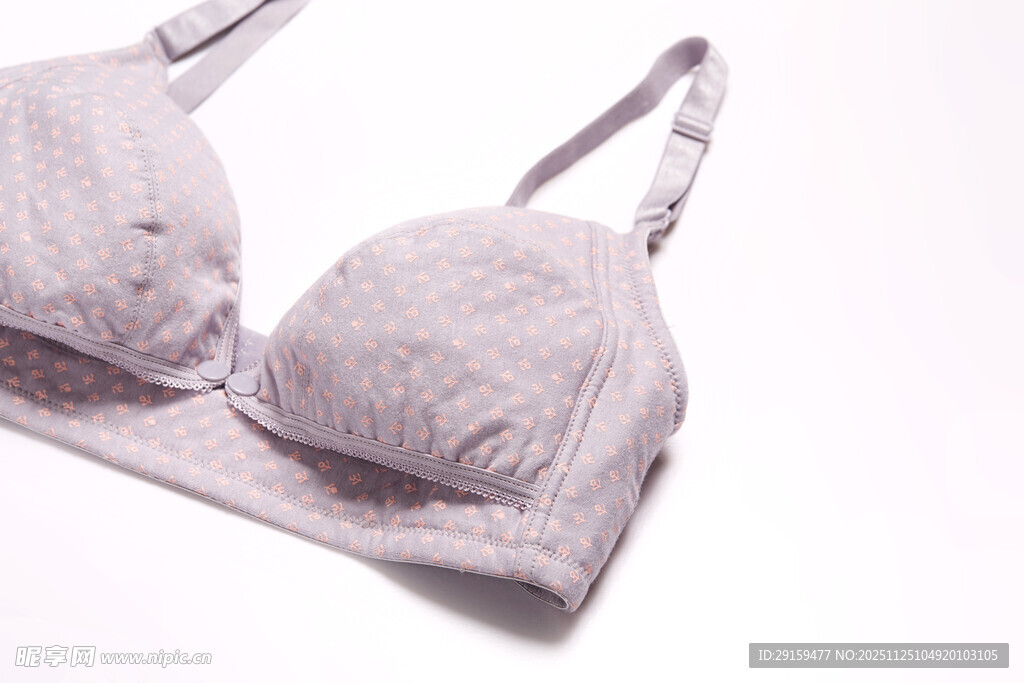 浅紫色女士内衣