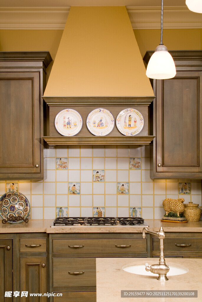 现代风格温馨厨房一角