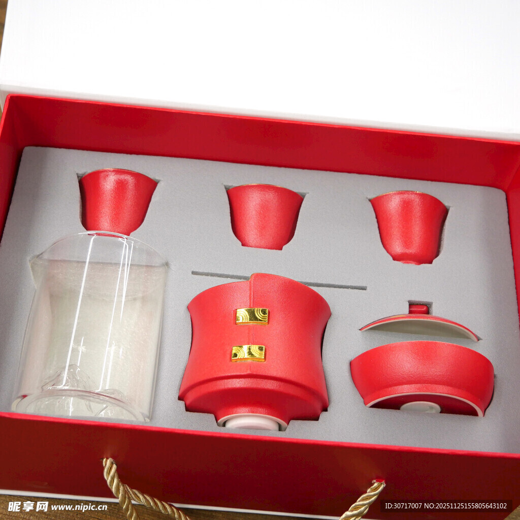 红色中式茶具套装礼盒