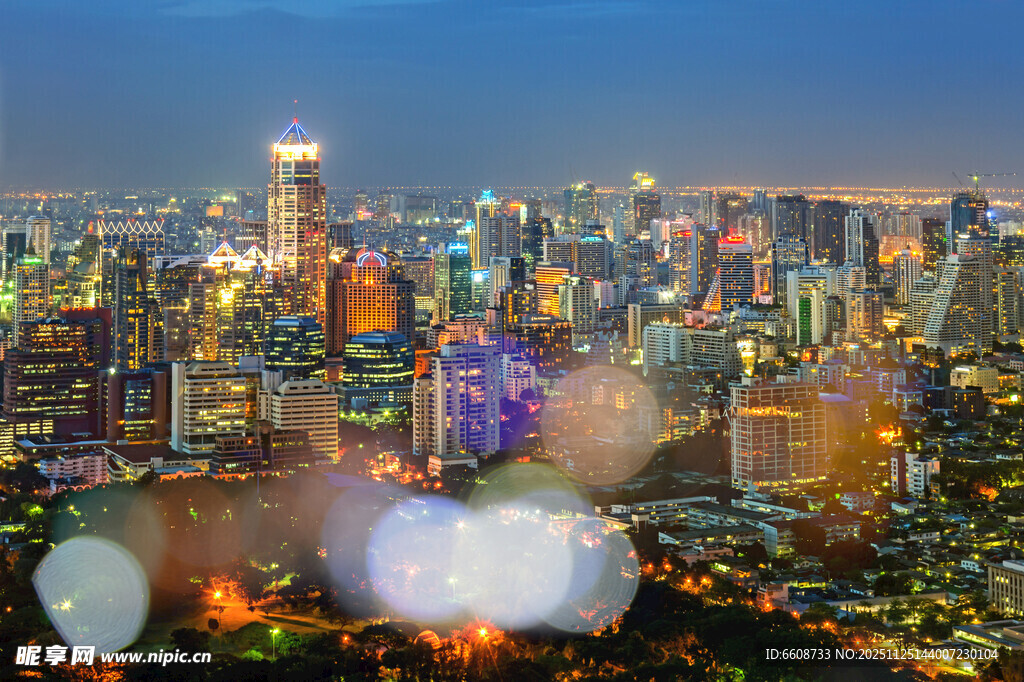 繁华都市夜景俯瞰图