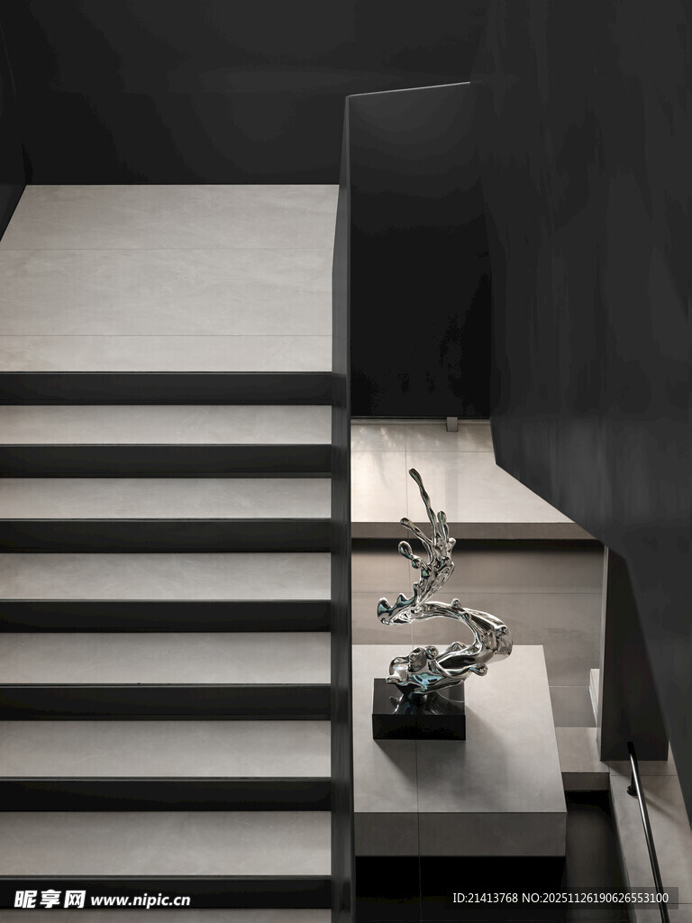 现代简约风室内楼梯一角