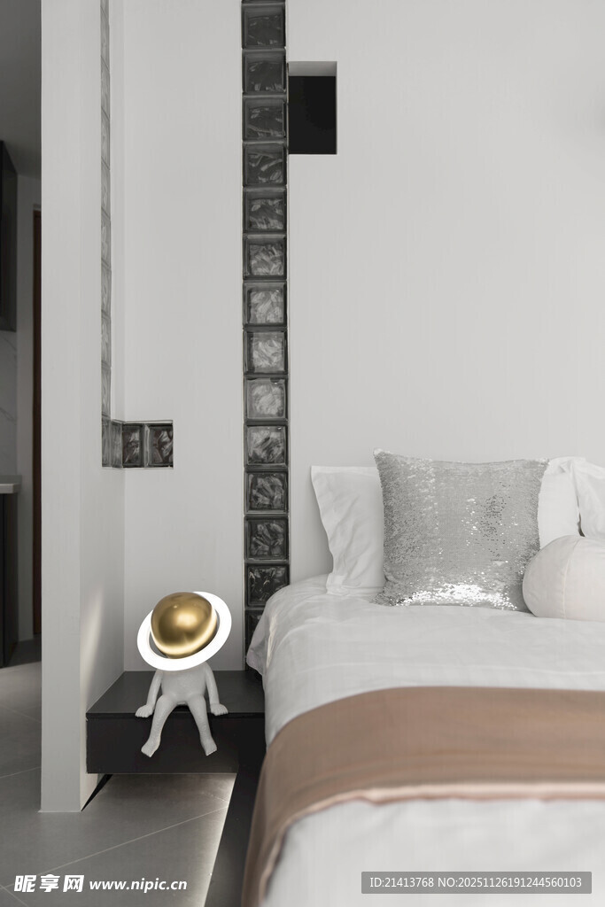 简约现代风卧室温馨一角