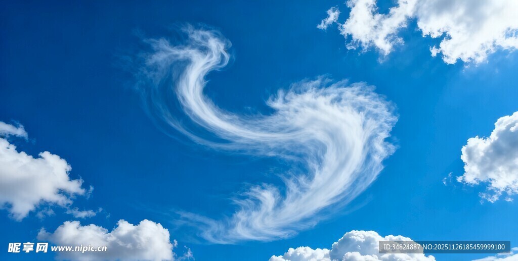 蓝天下的奇妙卷云