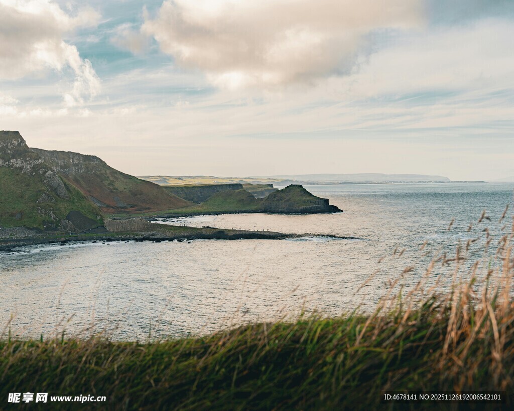 海岸风光山海相依美景
