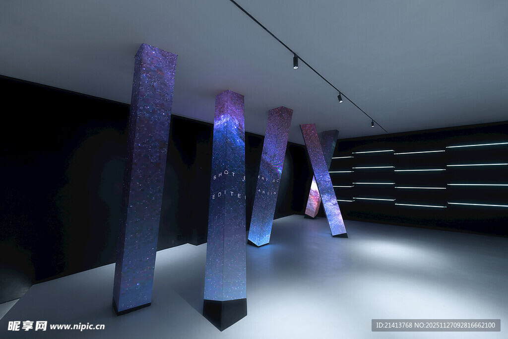 未来感室内发光立柱装置