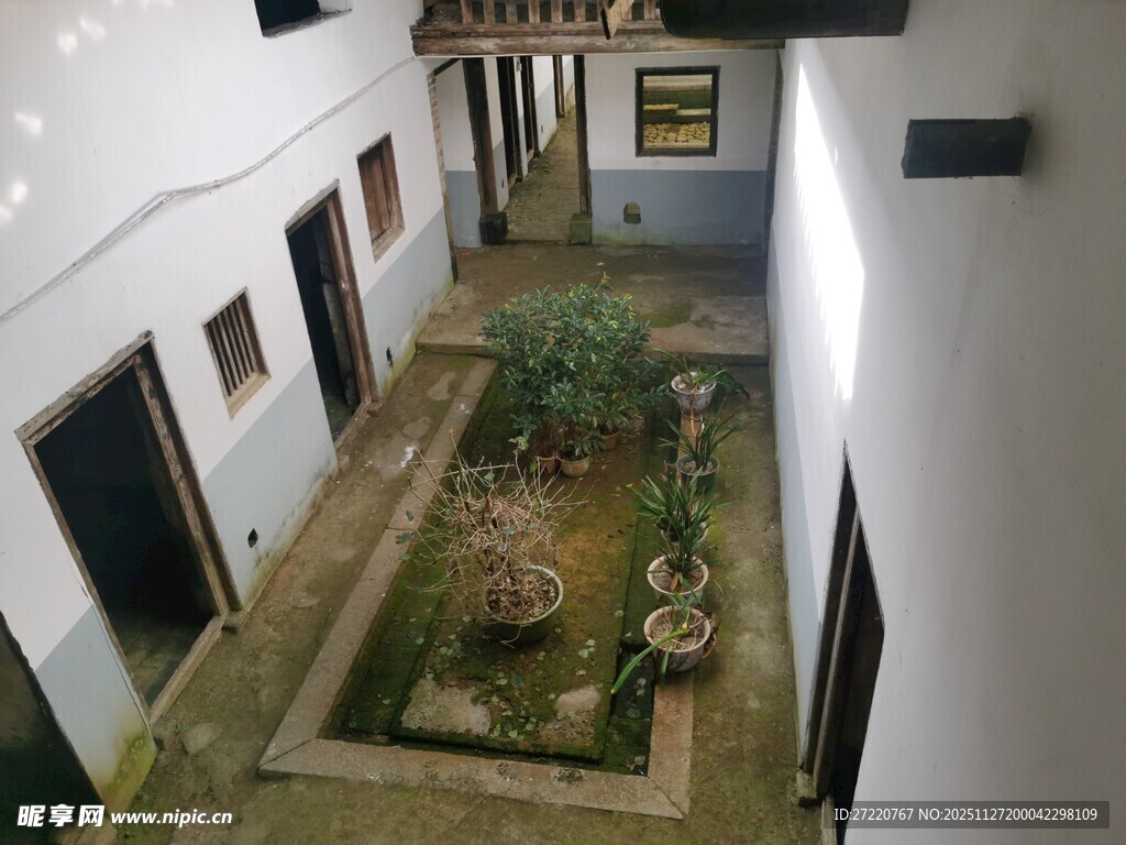 室内庭院景观设计一角