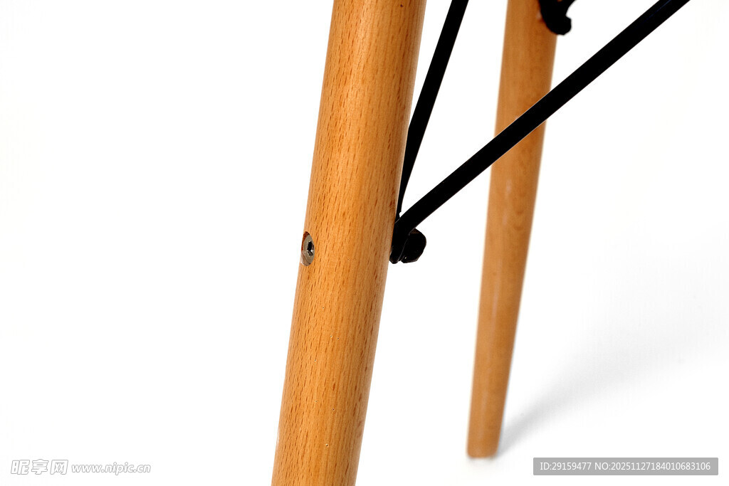 木质椅腿细节展示