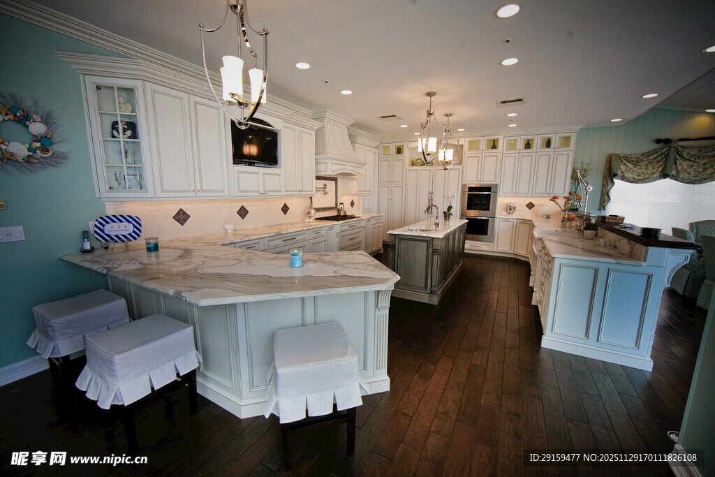 优雅温馨的室内家居场景