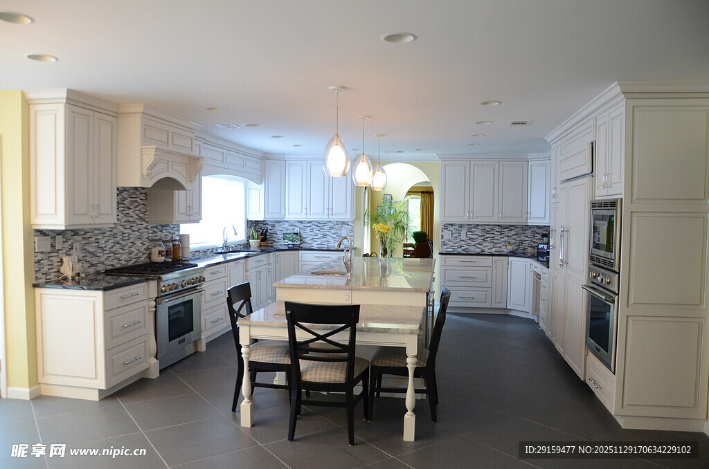 现代简约风格开放式厨房