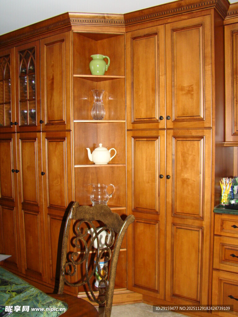 木质转角储物柜展示