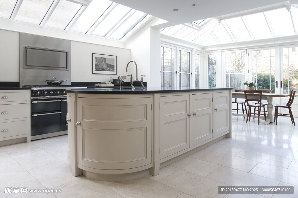 现代简约风格开放式厨房