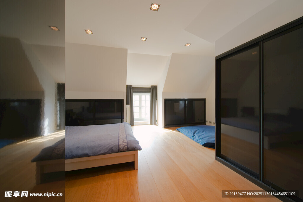 现代简约风格卧室空间