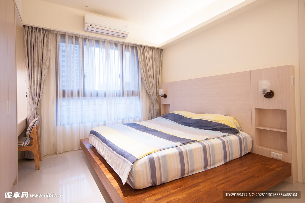 简约现代风格温馨卧室空间