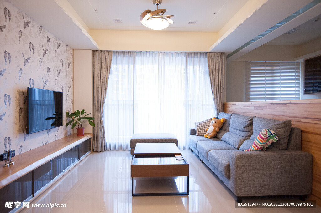 现代简约风温馨客厅一角