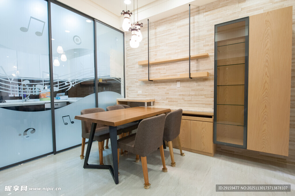 现代简约风格餐厅室内场景