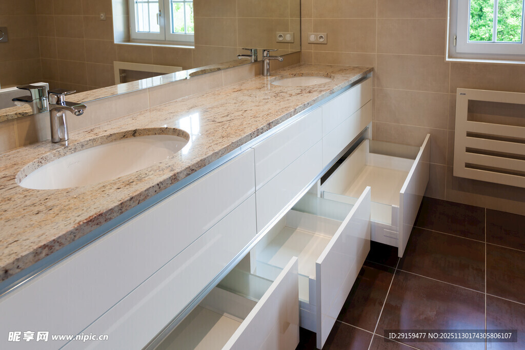 现代风格双盆浴室柜