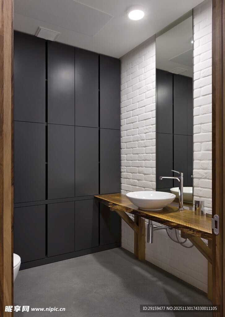 现代简约风格浴室一角