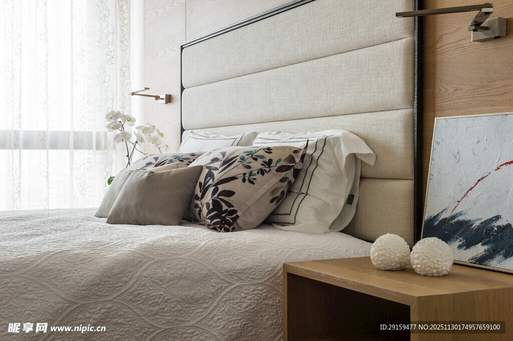 简约卧室温馨床榻场景