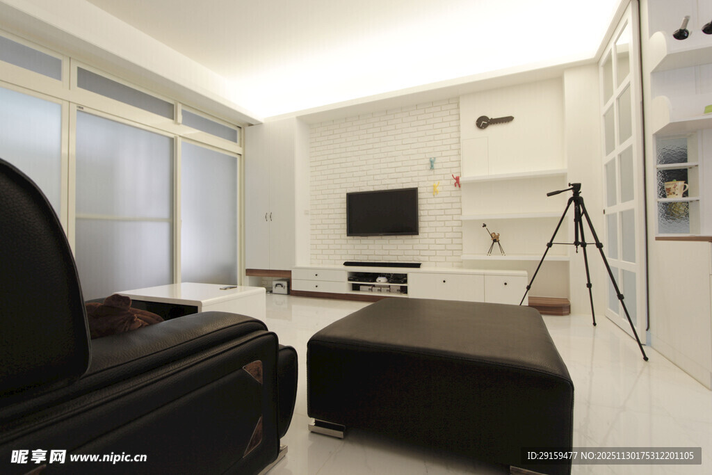 现代简约风客厅一角