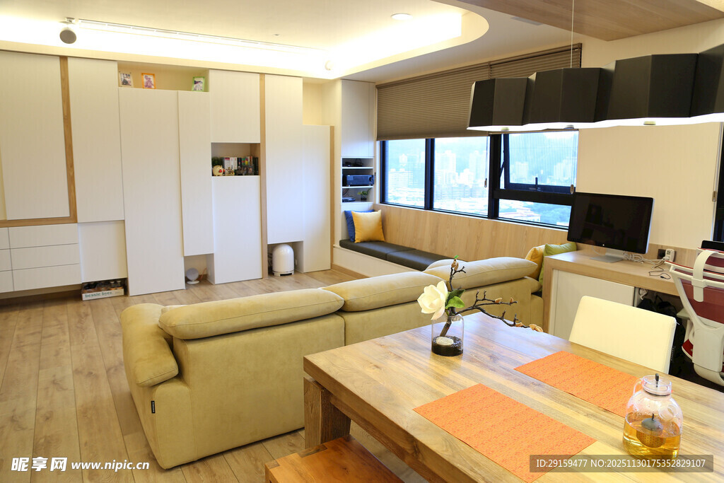 现代简约风温馨客厅一角