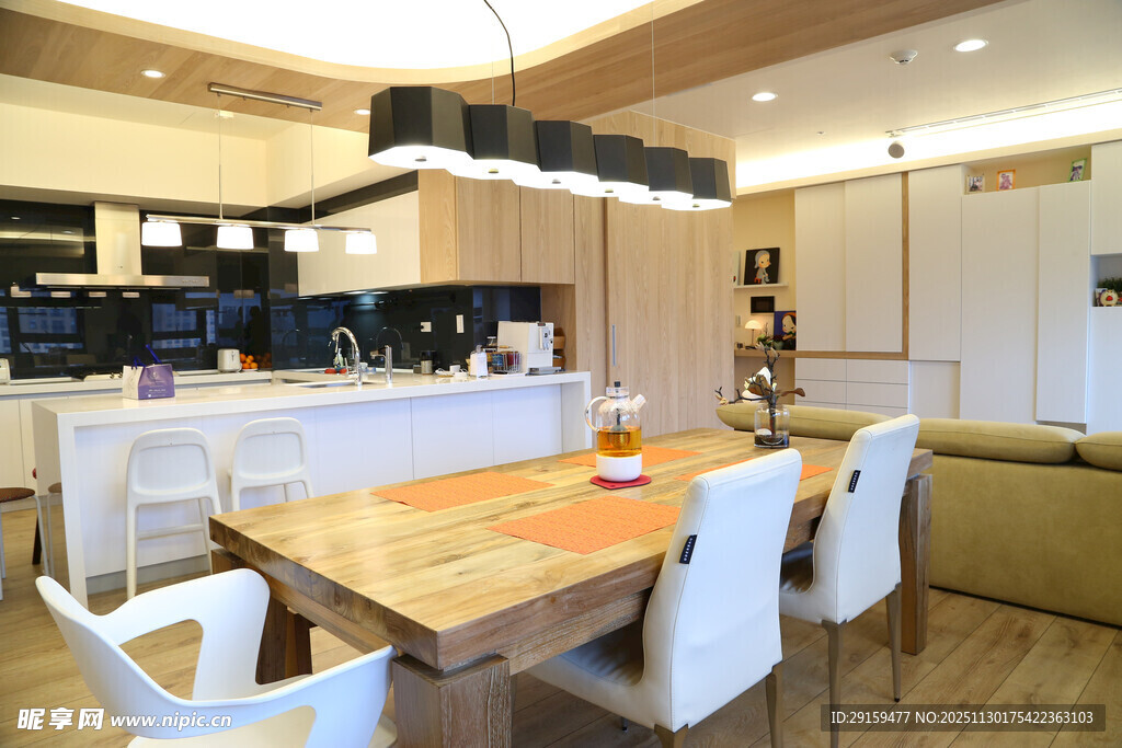 现代温馨开放式家居厨房