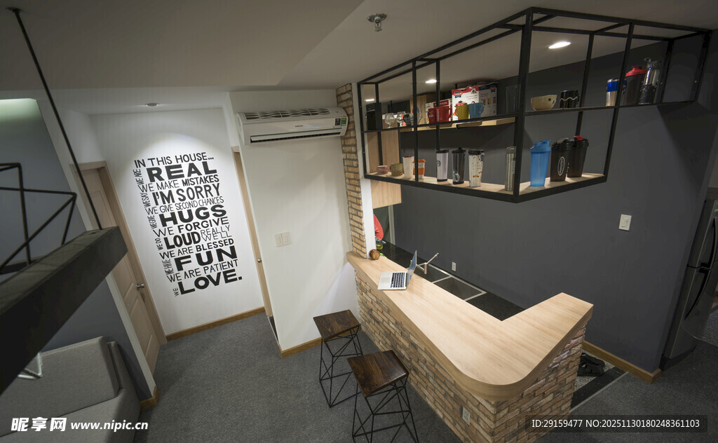 现代简约风格办公前台区域