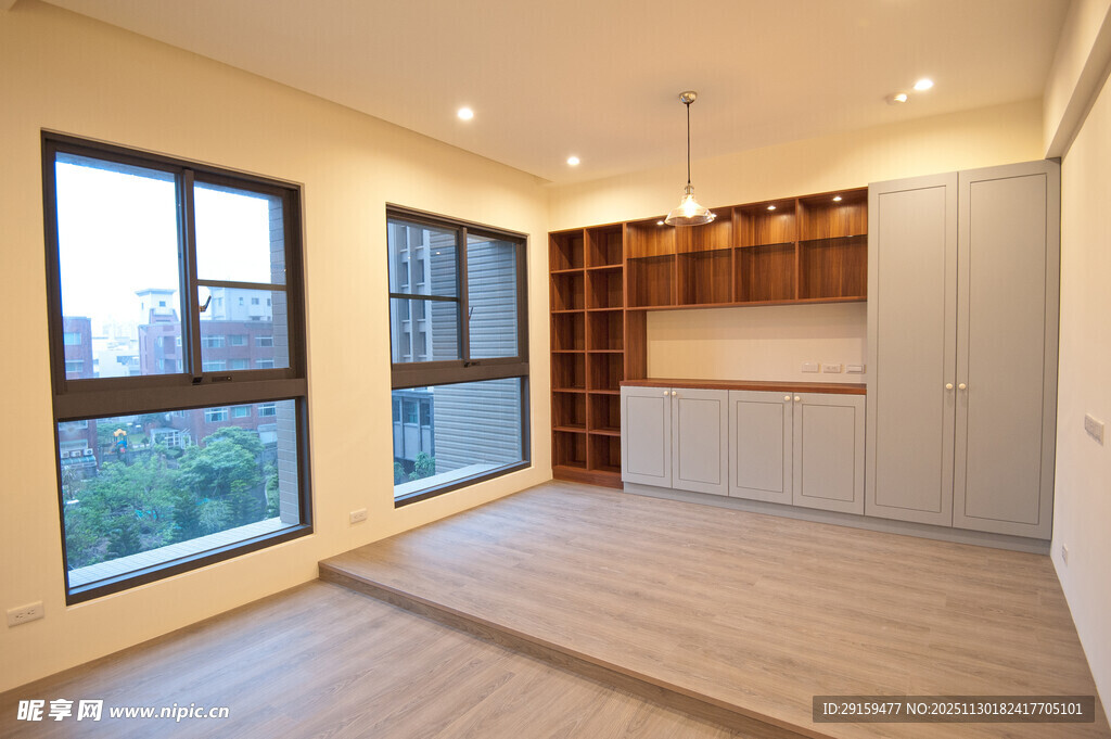 现代简约风宽敞明亮客厅