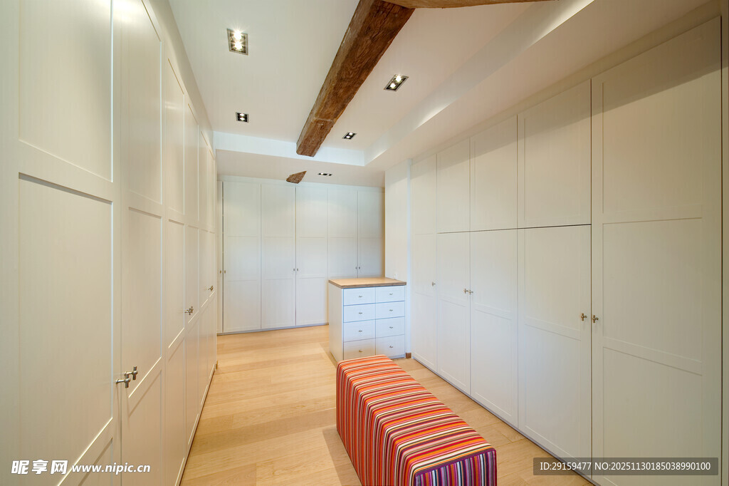 简约走廊储物空间设计