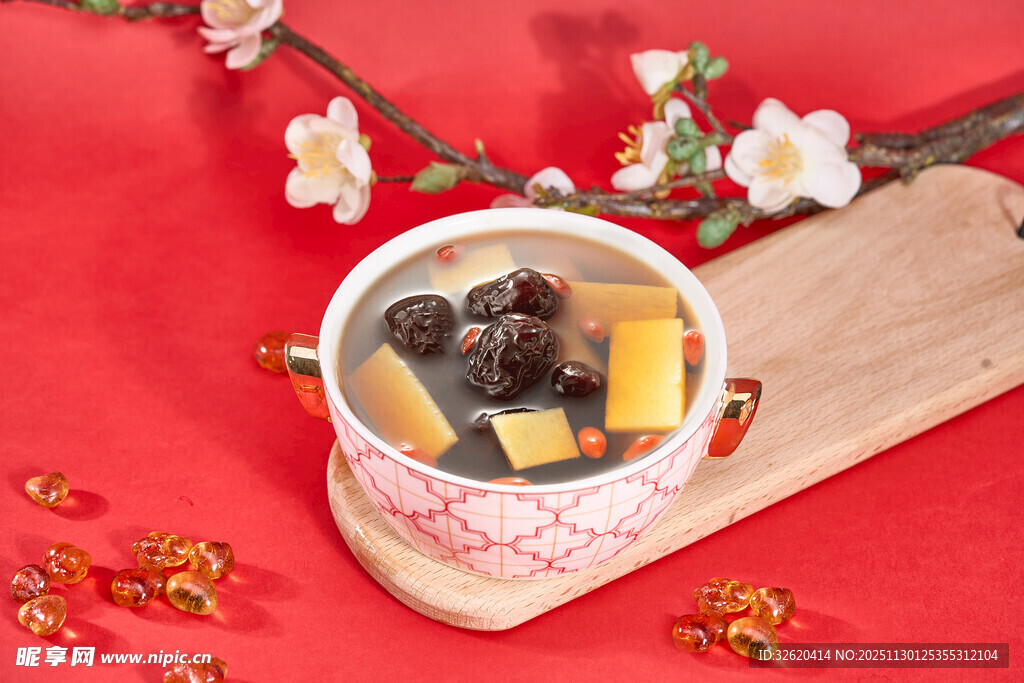 阿胶蜜枣红糖姜茶