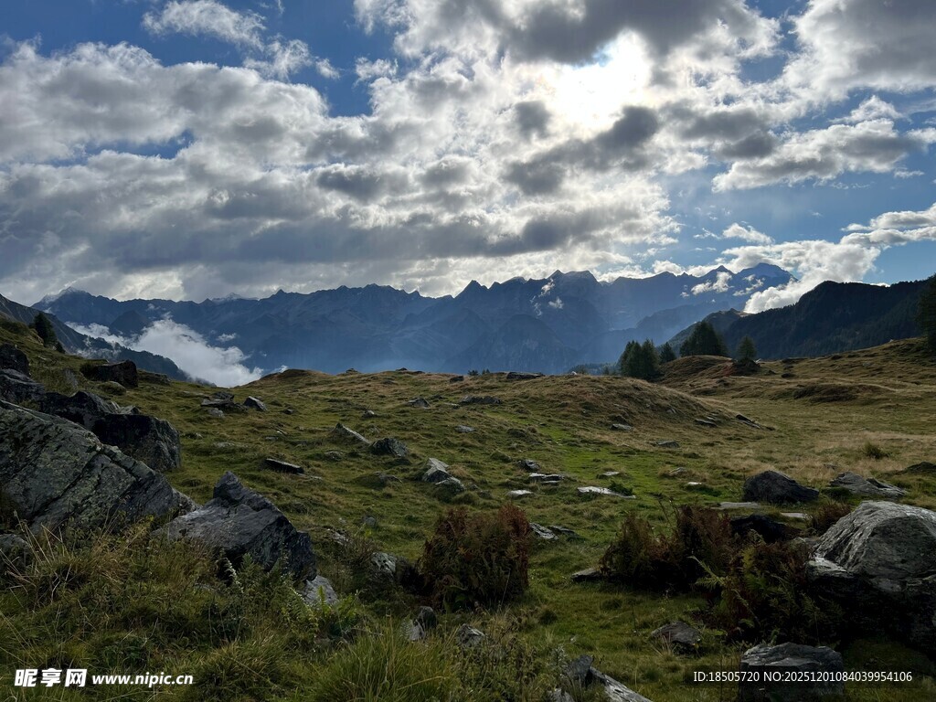 山间美景