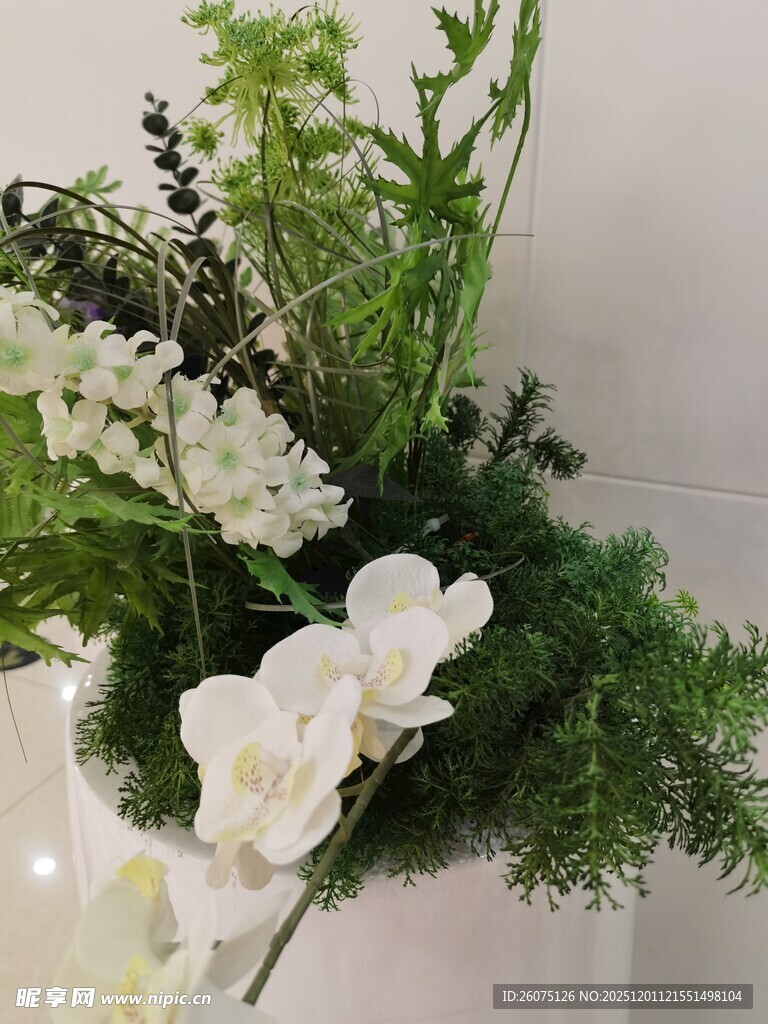 仿真白色兰花绿植插花组合