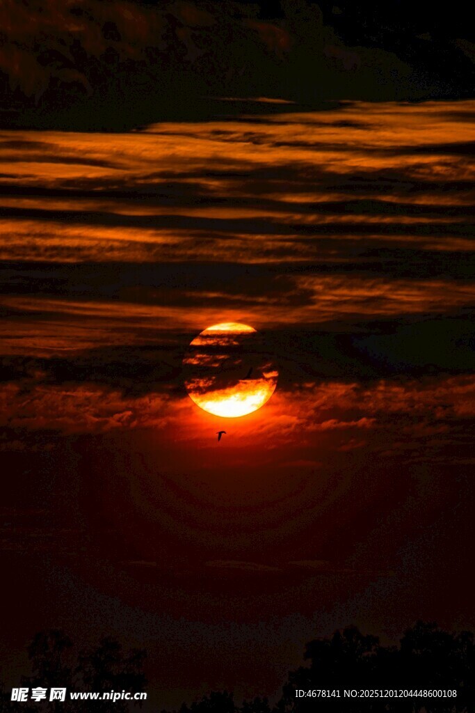 海上落日余晖美景