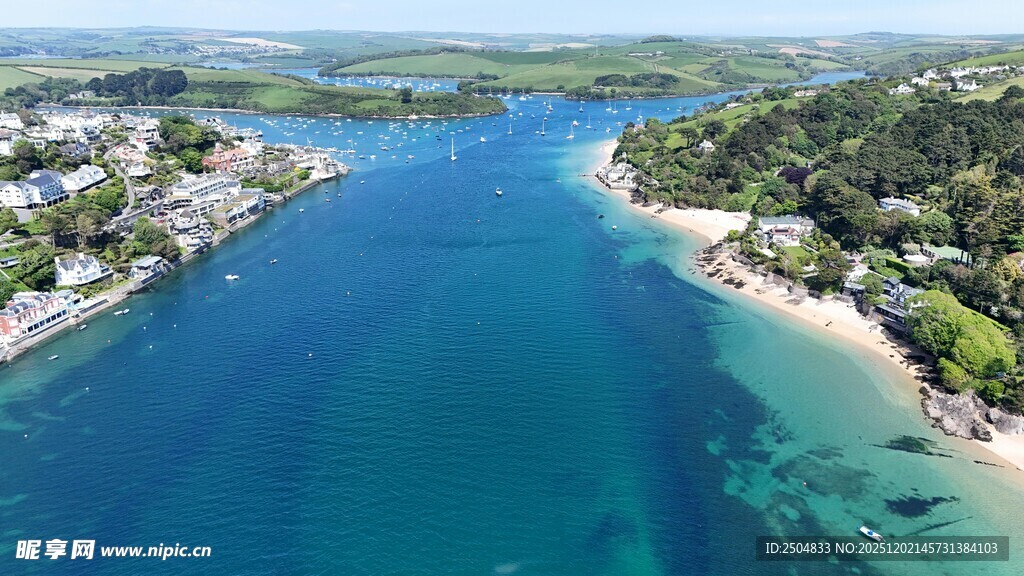 美丽海滨风光俯瞰图