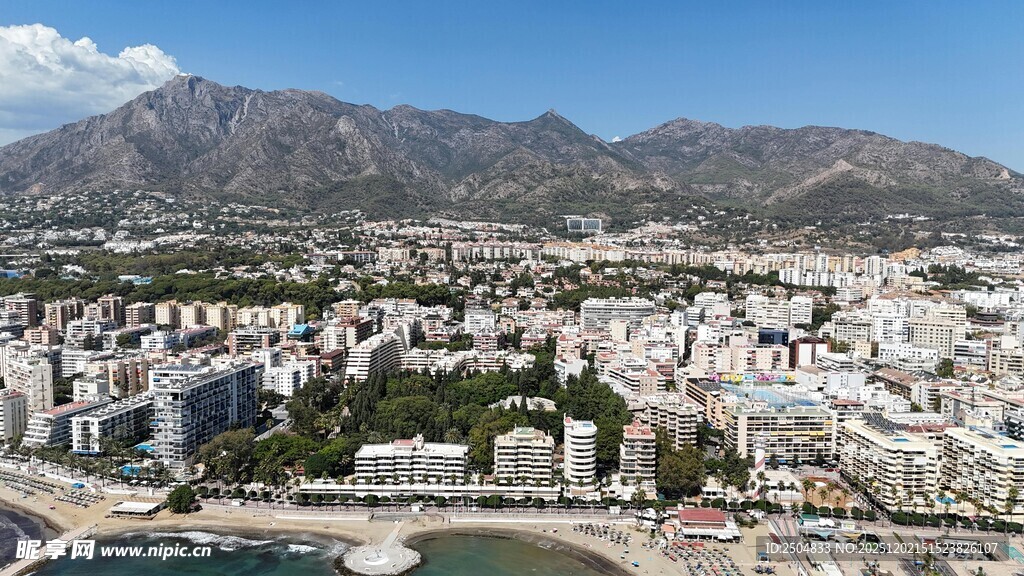 海滨城市全景风光