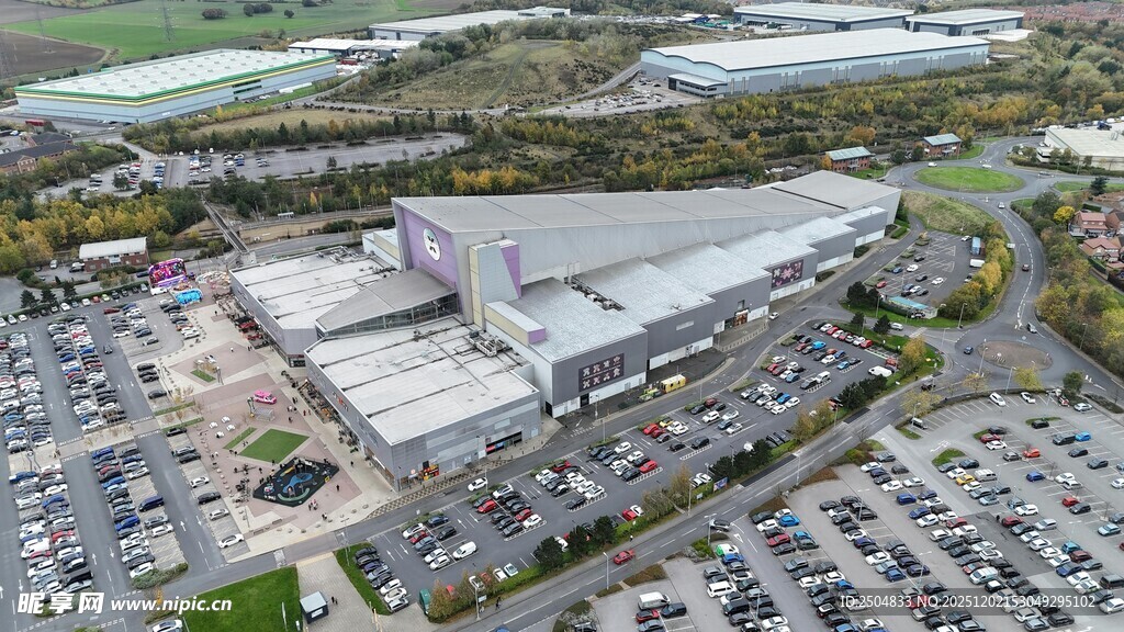 大型购物中心鸟瞰图