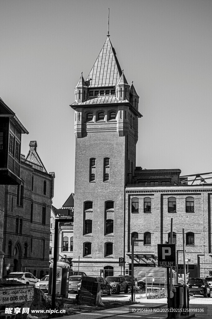 复古钟楼建筑景观