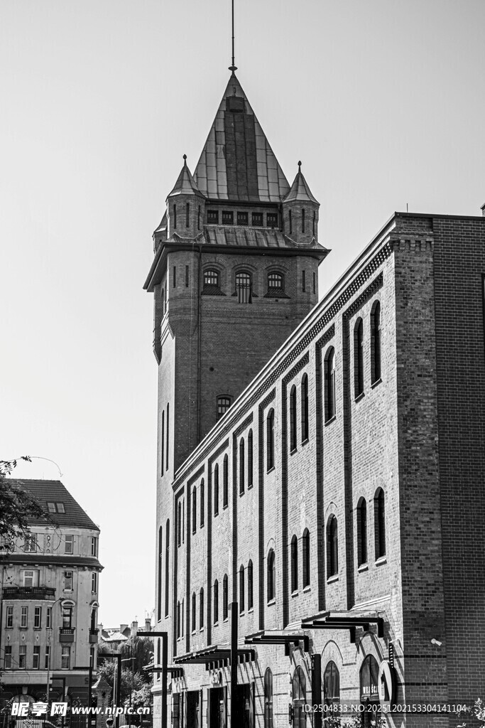 复古风格的多层建筑景观