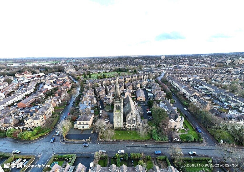 俯瞰城市住宅区景观